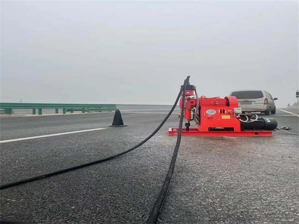 钟祥马路路基路面开裂下沉注浆加固灌浆